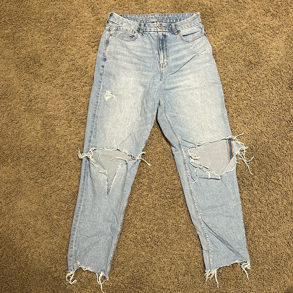 American Eagle Denim sz 8 Regular Women’s Light Wash Curvy Mom Jean